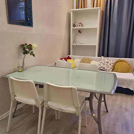 Apartment Youth Vita Загреб Екстериор снимка