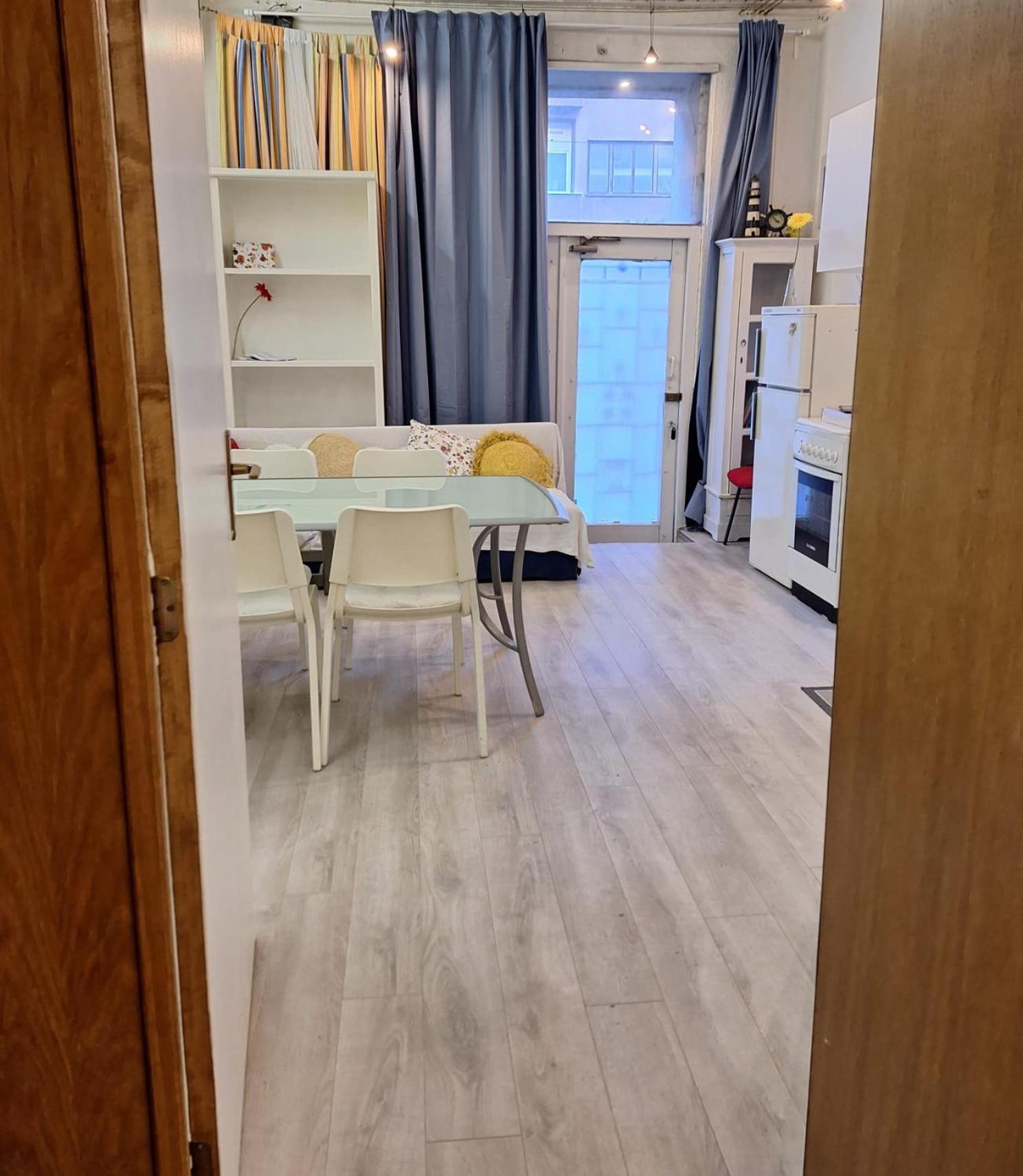 Apartment Youth Vita Загреб Екстериор снимка