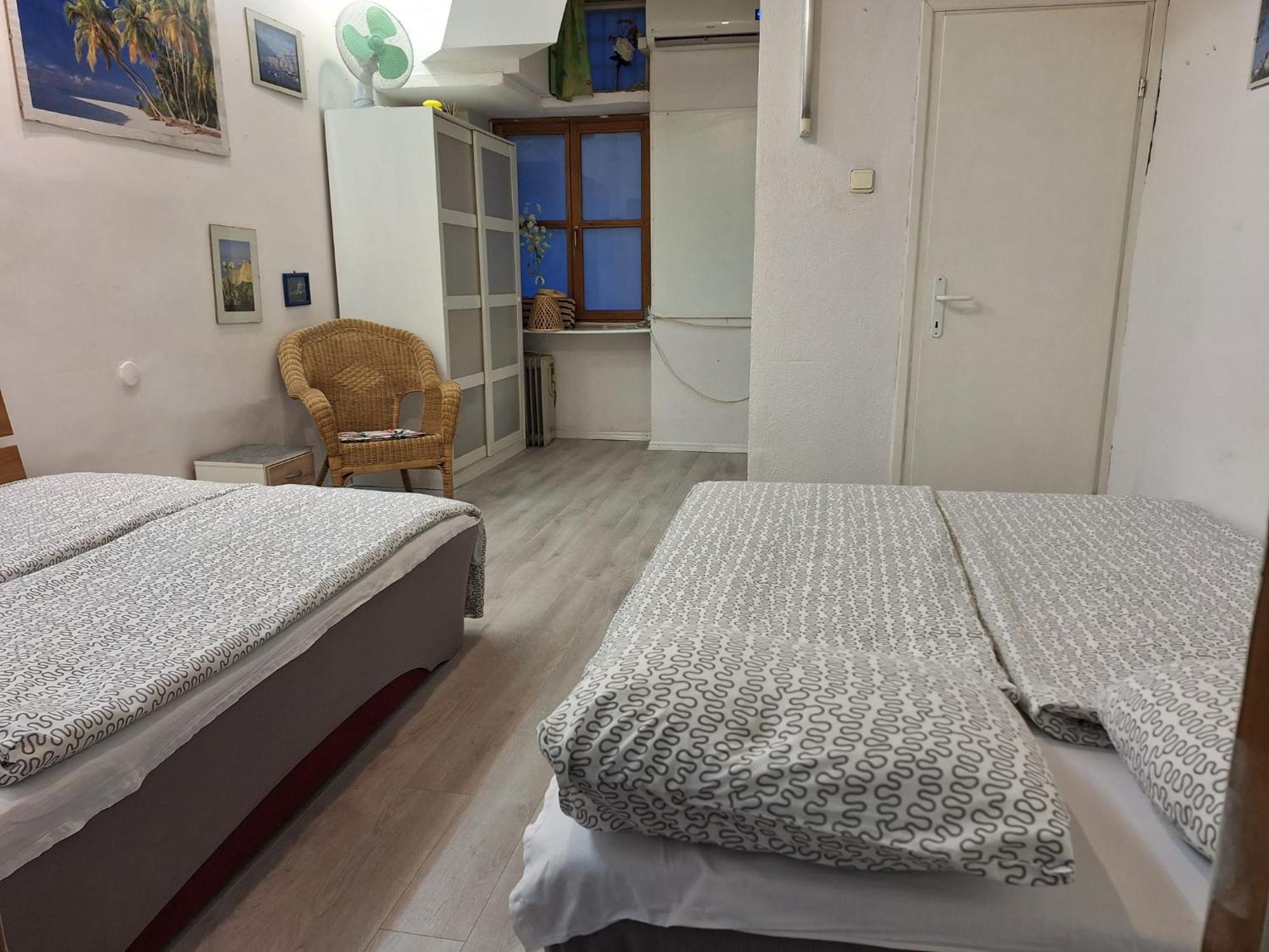 Apartment Youth Vita Загреб Екстериор снимка