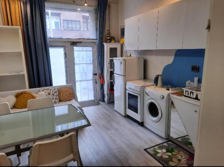 Apartment Youth Vita Загреб Екстериор снимка